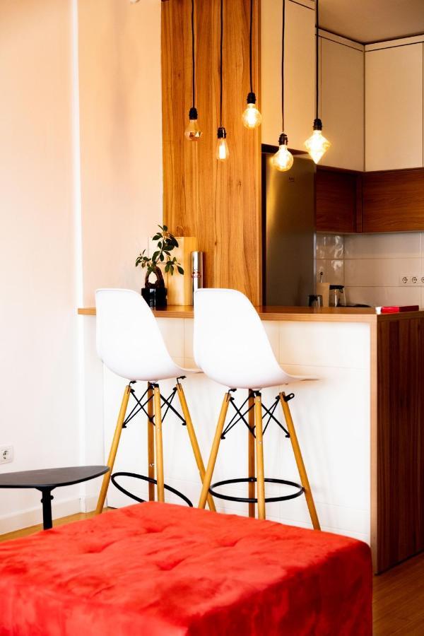 Modern Apartment With A View Feels Like Home พริสตีนา ภายนอก รูปภาพ